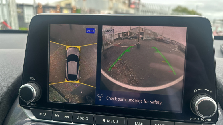 Nissan Juke 1.0 DiG-T 114 Tekna 5dr Petrol Hatchback